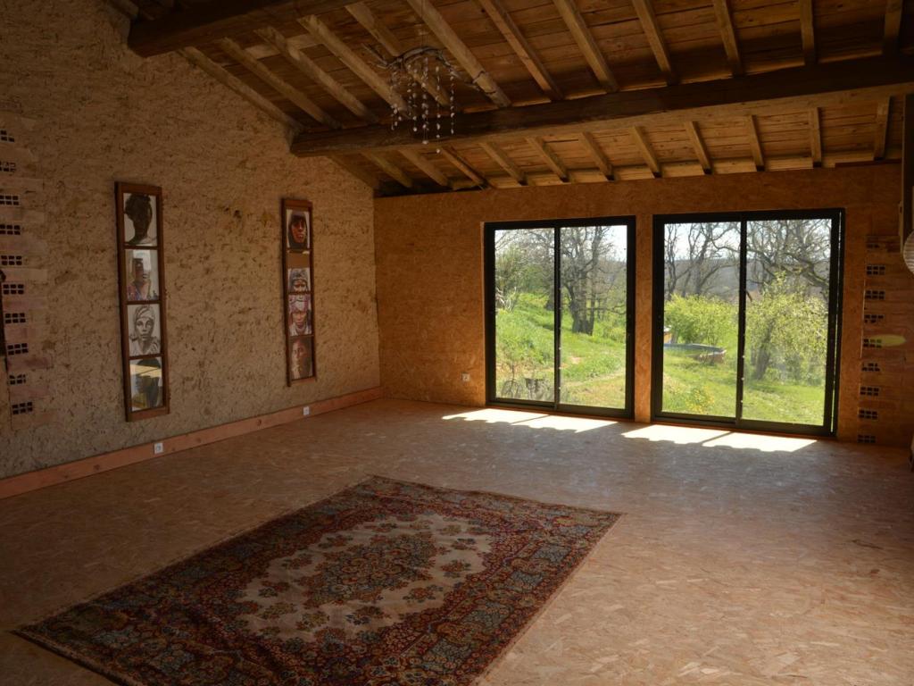 Tiny House vue Pyrénées dans une ferme bio