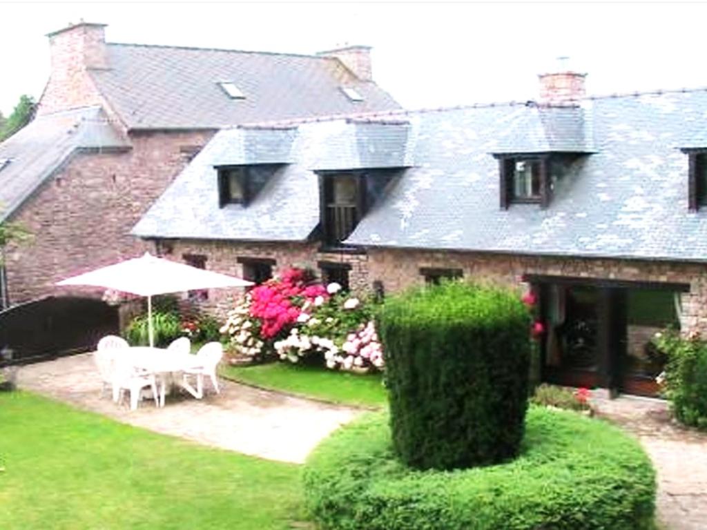 Gîte de Kerberso Charmante longère romantique pour 2 à 4 pers près de Paimpol en Côtes d'Armor