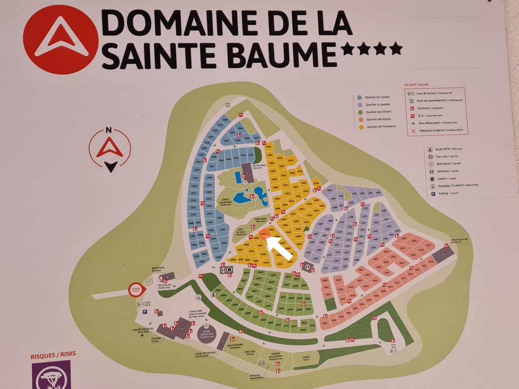 Mobilhome Premium 3 chambres 6 personnes camping 4* Domaine de la Sainte Baume. emplacement idéal.