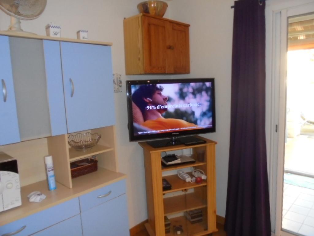 studio rez de jardin var
