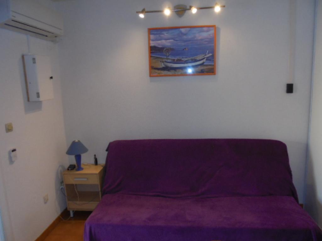 studio rez de jardin var