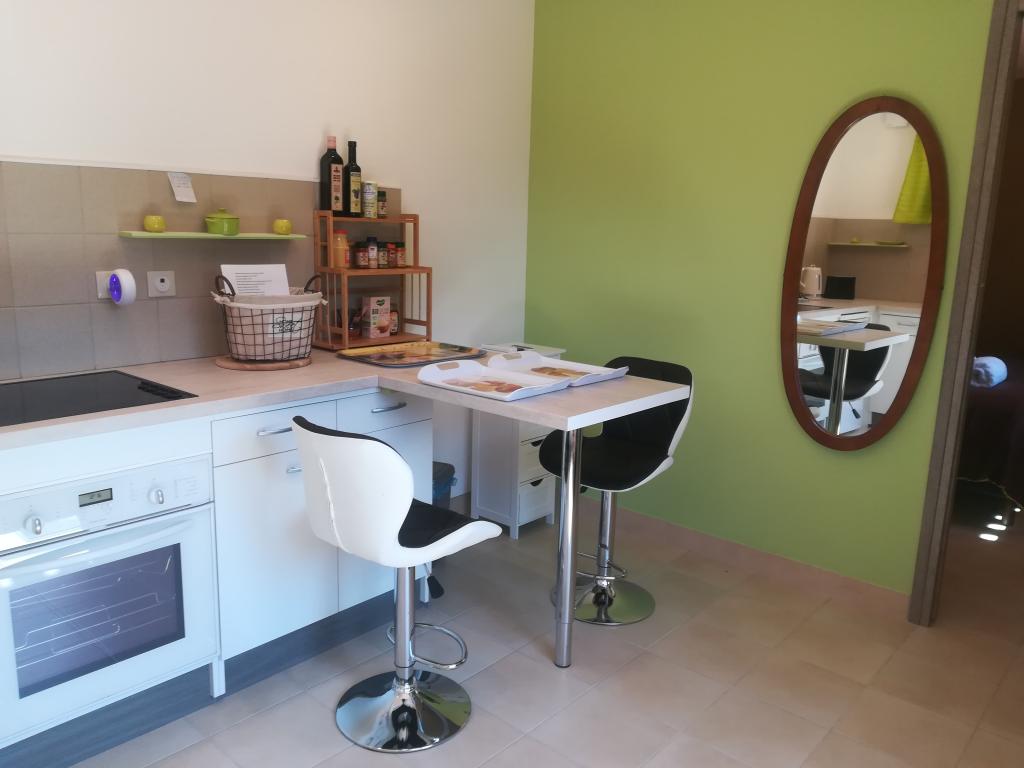 Spa repos bien être à Voglans appartement en maison au rez de chaussée avec spa privatisé à volonté entre Chambéry et Aix Les Bains en Savoie