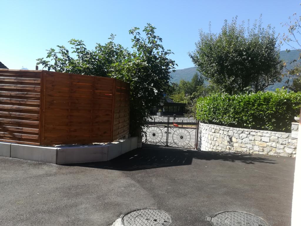 Spa repos bien être à Voglans appartement en maison au rez de chaussée avec spa privatisé à volonté entre Chambéry et Aix Les Bains en Savoie
