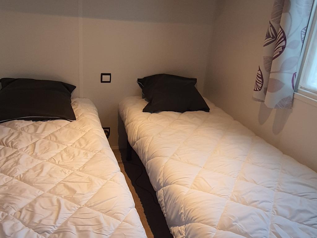 loue mobil-homes camping 'la Carabasse****. vias plage
