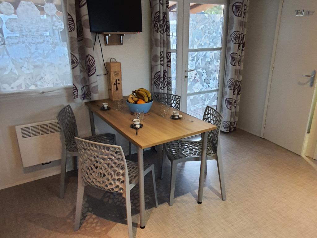 loue mobil-homes camping 'la Carabasse****. vias plage