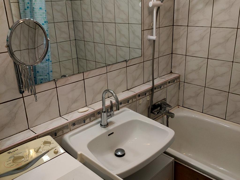 Le Corbier studio 32 m2 balcon sud vue pistes