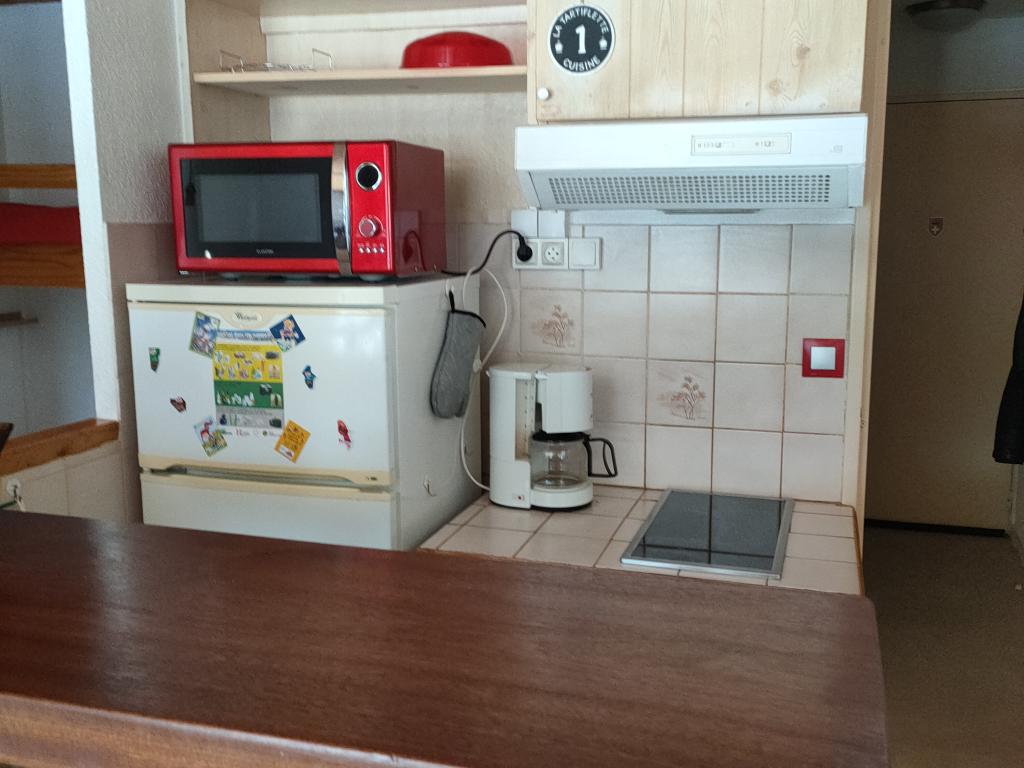 Le Corbier studio 32 m2 balcon sud vue pistes