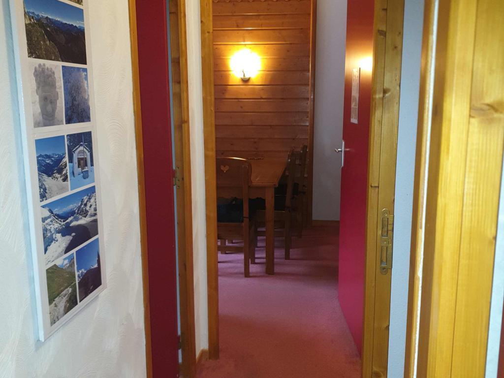 Valfréjus, Résidence LA TURRA (3*), Appt. 4/6 pers., Piscine chauffée - Sauna, au pied des pistes, balcon avec vue sur la Vanoise