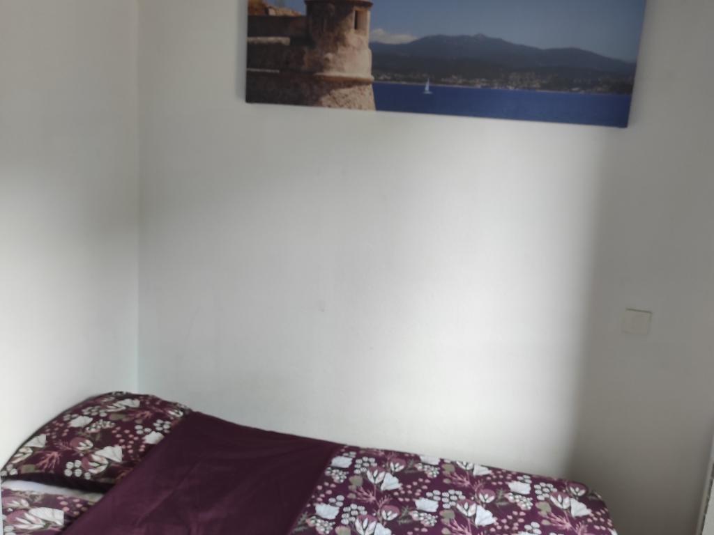 Appartement cosy vue mer et piscines