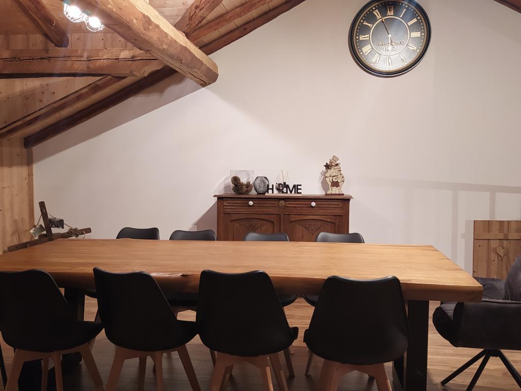 Location de vacances à la montagne :  chalet situé dans le domaine skiable "Les 3 Vallées", paisible et spacieux. Idéal pour les familles avec enfants
