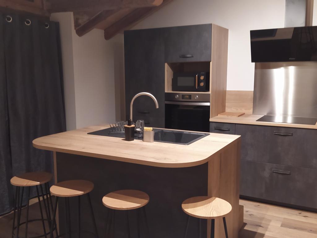 Location de vacances à la montagne :  chalet situé dans le domaine skiable "Les 3 Vallées", paisible et spacieux. Idéal pour les familles avec enfants