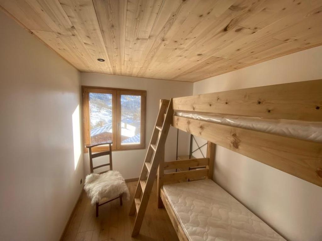 Location de vacances à la montagne :  chalet situé dans le domaine skiable "Les 3 Vallées", paisible et spacieux. Idéal pour les familles avec enfants
