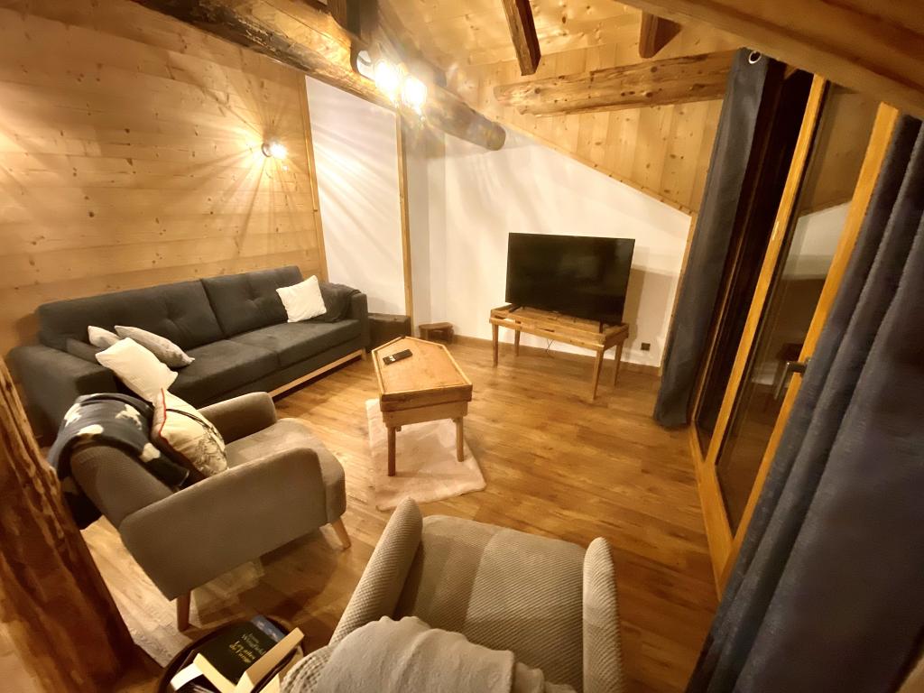 Location de vacances à la montagne :  chalet situé dans le domaine skiable "Les 3 Vallées", paisible et spacieux. Idéal pour les familles avec enfants