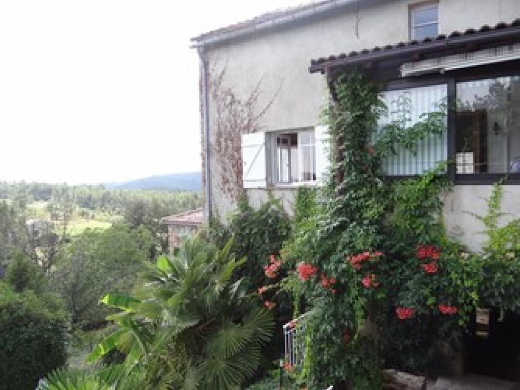 Mas Armati, maison de vacances du 18e avec piscine privée, entre Gard et Ardèche