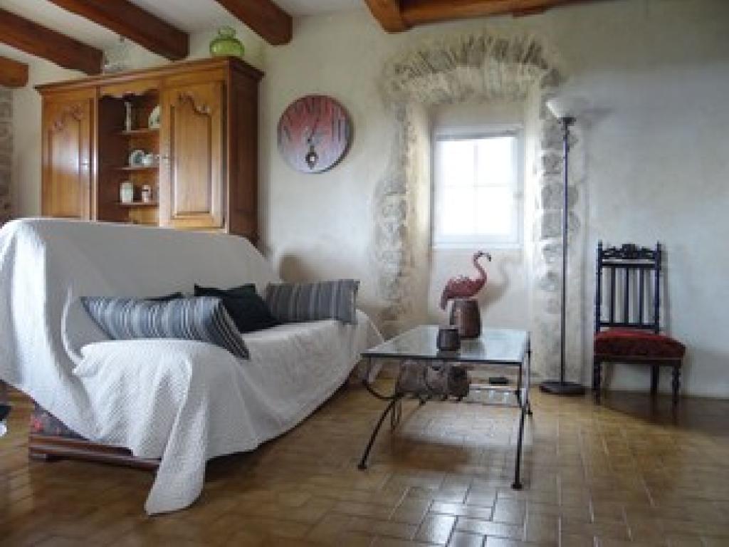 Mas Armati, maison de vacances du 18e avec piscine privée, entre Gard et Ardèche