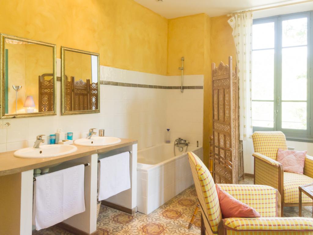 Domaine Grand Guilhem : Gîtes sur un domaine viticole au coeur des Corbières et à 25 km de la Méditerranée