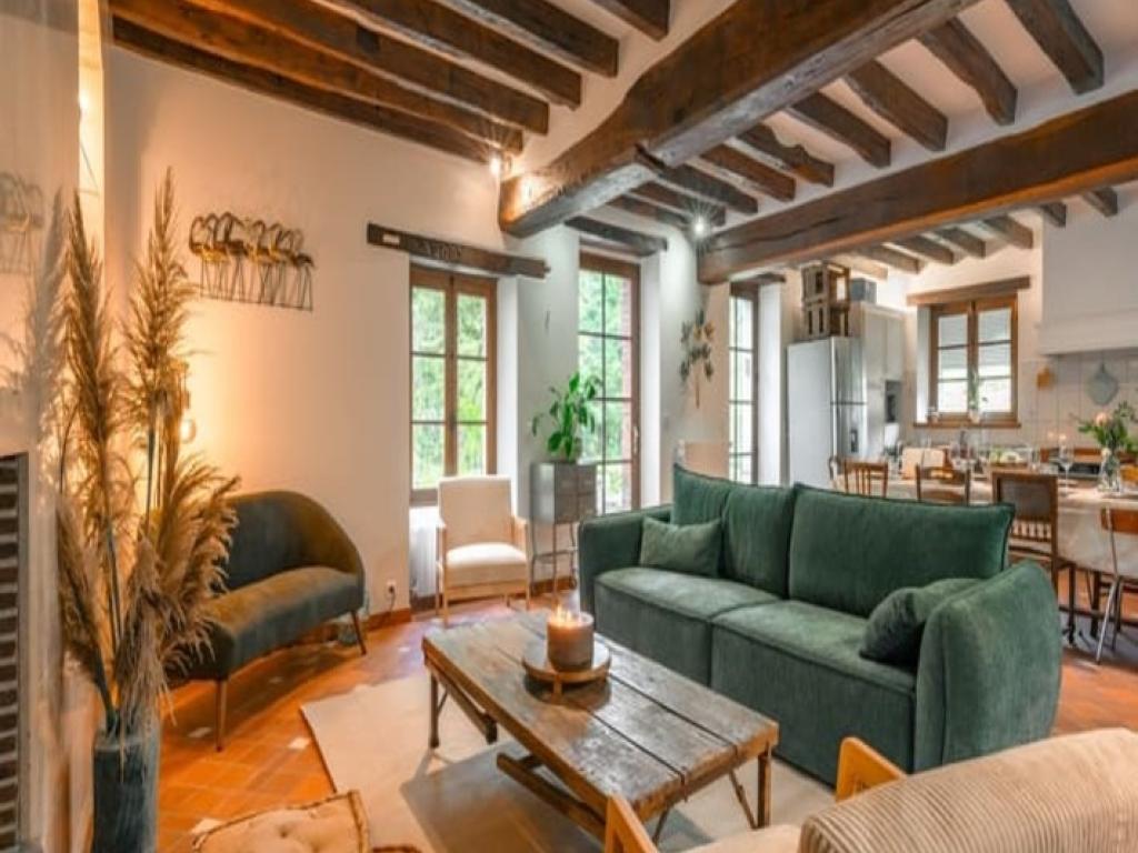 Le moulin Bondon, 14 couchages, gîte rénové au bord de l'eau