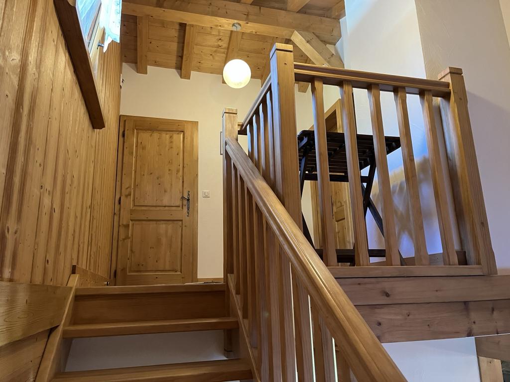 Chalet trois étoiles à Samoëns, Haute Savoie (74), vue directe sur la montagne