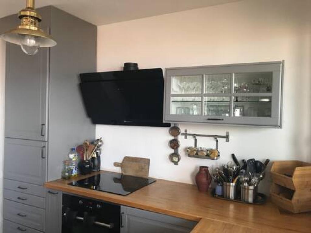 Plages et commerces au pied de l'appartement !