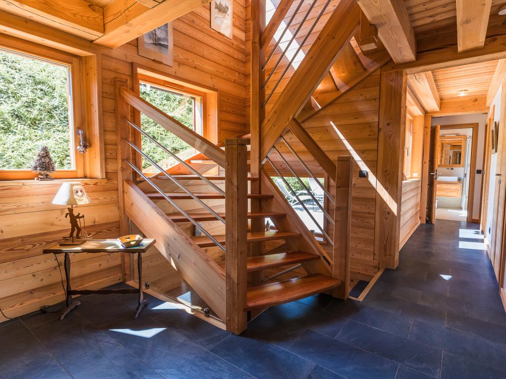 Chalet "La Gélinotte" MEGEVE-COMBLOUX, HIVER 2025-2026, 200 m2, 8-10 personnes, 5 chambres, vue panoramique, haut de gamme