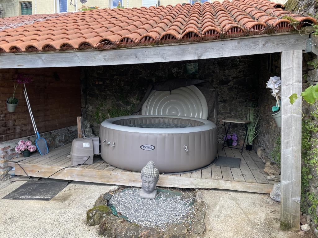 La Suite Longère : 2 chambres pour 5 avec terrasse vue sur le jardin et la piscine