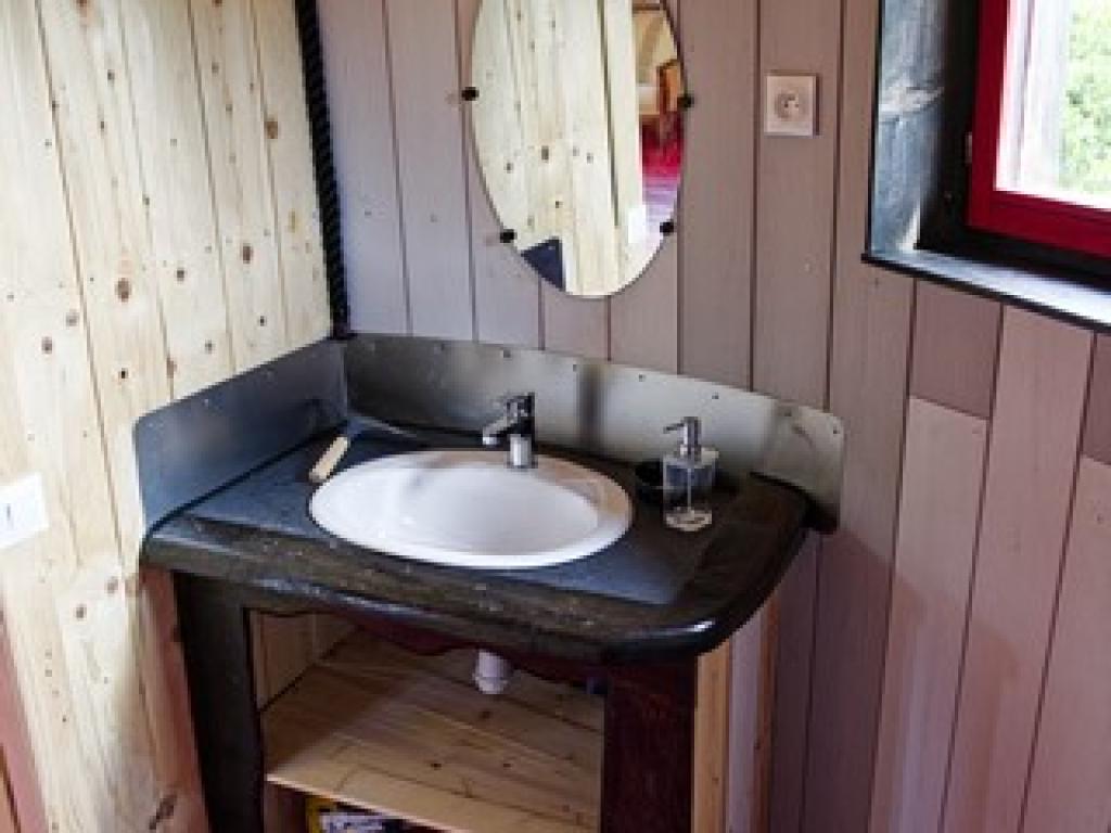cabane perchée bord de mer Finistère sud