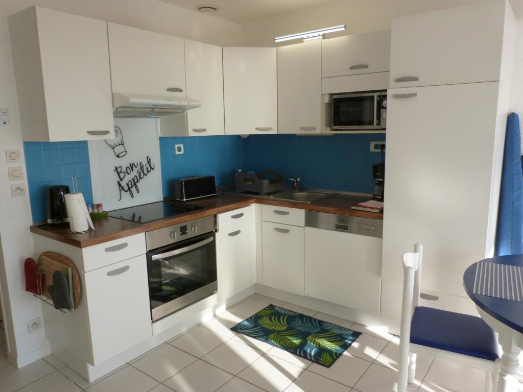 APPARTEMENT FACE A L'OCEAN, CLASSE 3 ETOILES AVEC TENNIS ET PISCINE