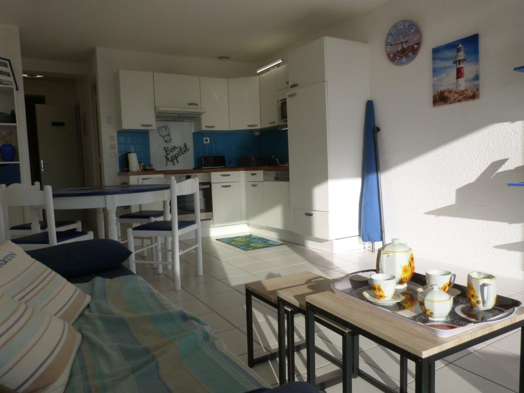 APPARTEMENT FACE A L'OCEAN, CLASSE 3 ETOILES AVEC TENNIS ET PISCINE