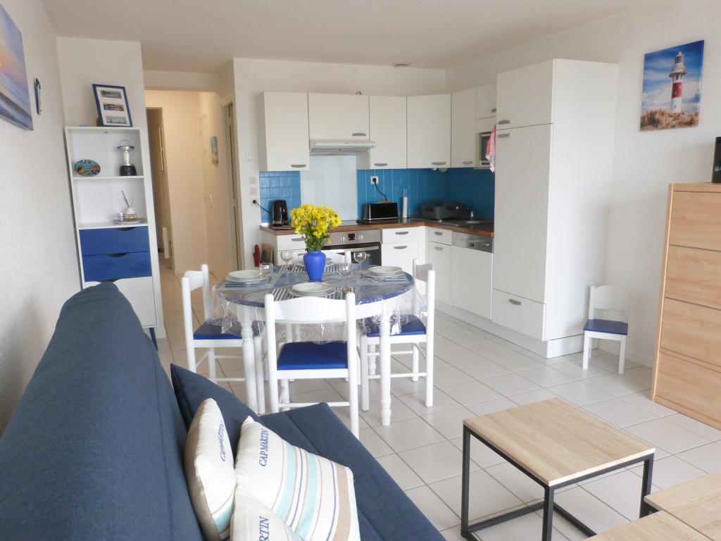 APPARTEMENT FACE A L'OCEAN, CLASSE 3 ETOILES AVEC TENNIS ET PISCINE