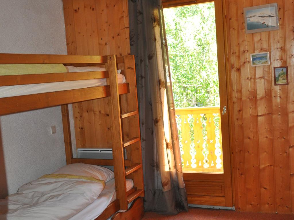 Une halte calme , simple, dans un environnement magnifique à 1500m d'altitude aux portes du parc de la Vanoise, adaptée aux enfants et aux seniors..