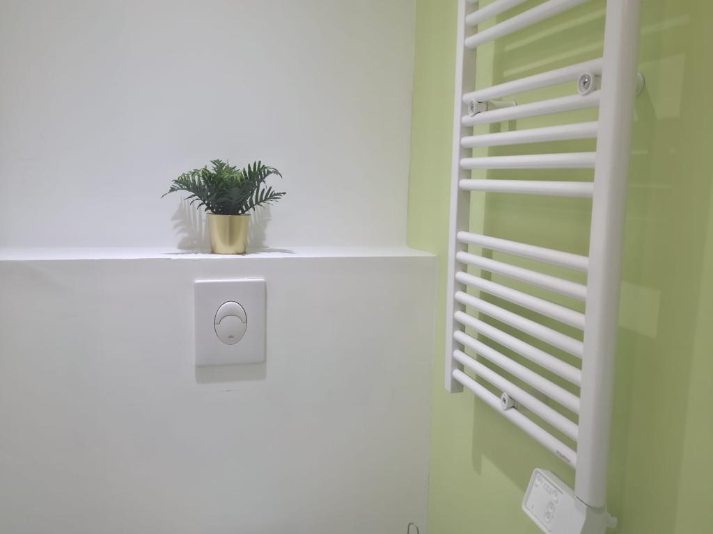 Le Virenque, appartement 2ch, terrasse, Nice Nord