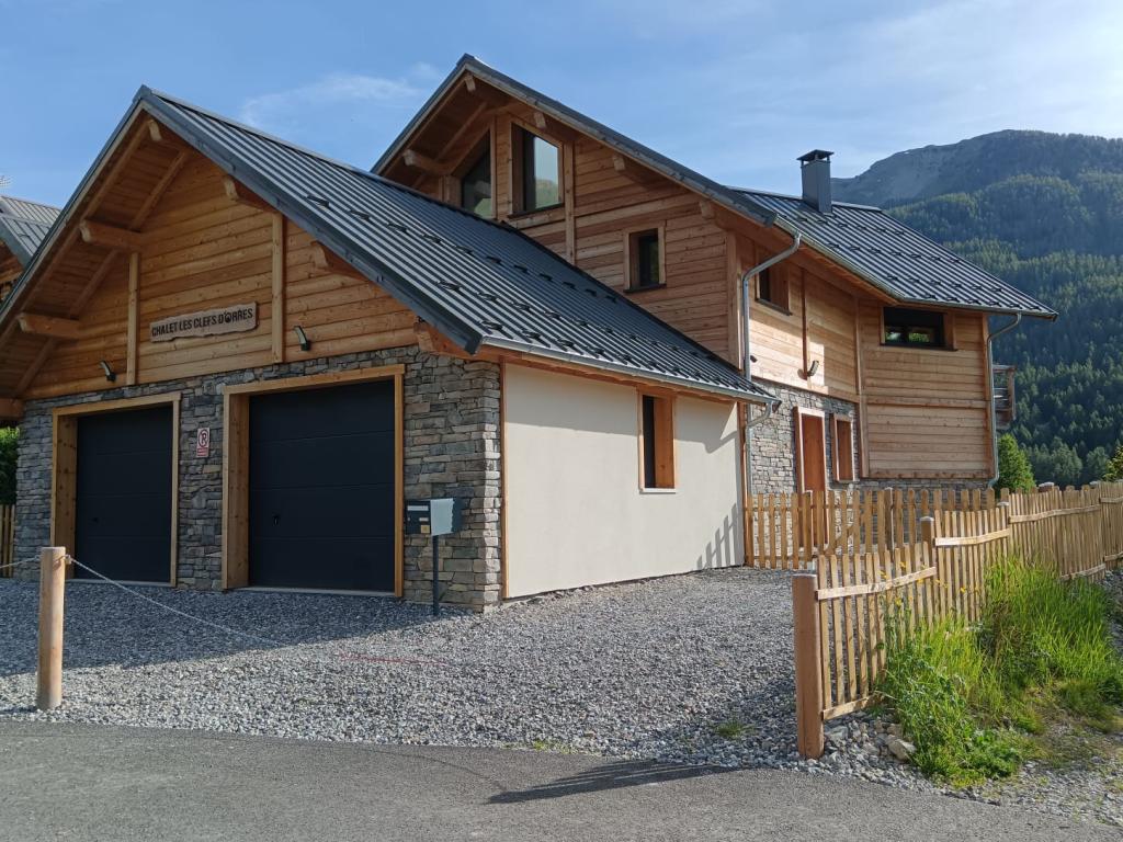Chalet de luxe vue exceptionnelle montagne, salle de sport