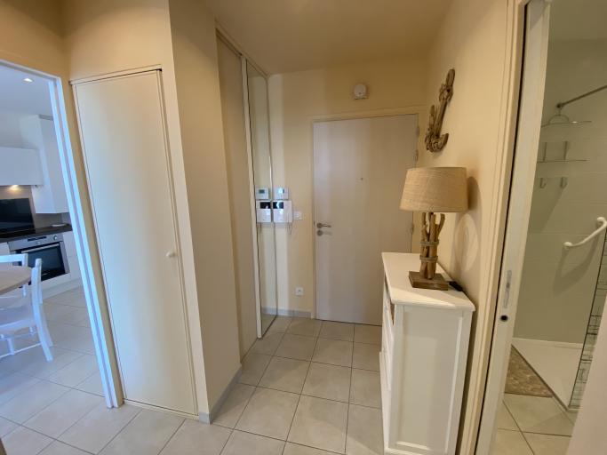 RÉF 231 - PORT-LOUIS APPARTEMENT TYPE 2 TERRASSE PLEINE VUE MER AVEC GARAGE