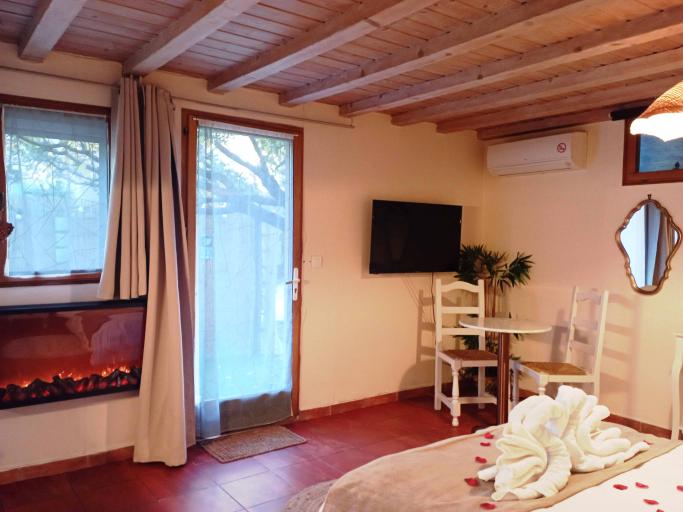 Studio love jacuzzi privatif La Ciotat