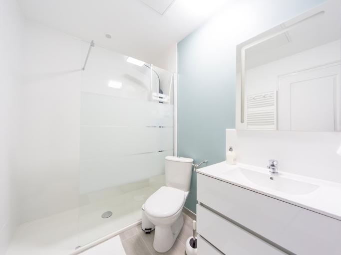 L'Émeraude- Zapart'Hôtels -Parking + Borne Recharge