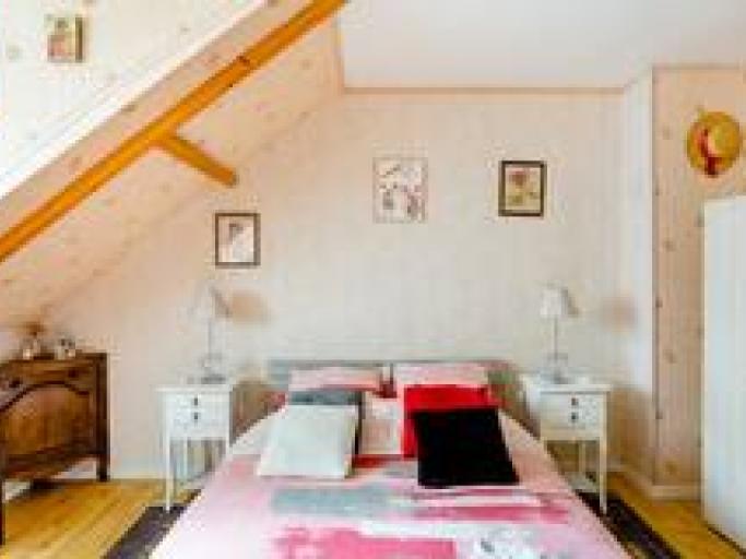 Une chambre dans une Maison Pleine de Vie