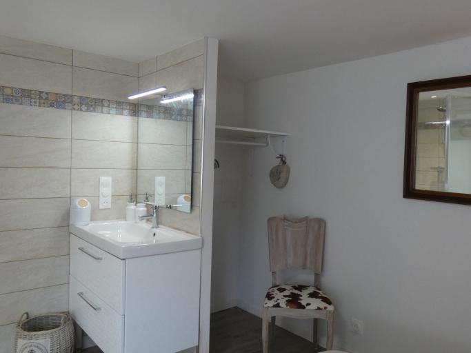 VILLA CAP AVALENN, GITE 3 ETOILES, JARDIN et PARKING PRIVE, LINGE FOURNI, 500 M DE LA MER