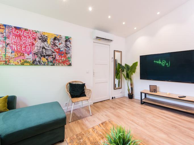 Bel appartement T2 meublé - rénové à thème - la Bohème