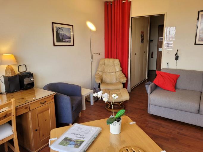 Studio avec garage et clim à 12 à pied des thermes de Royat