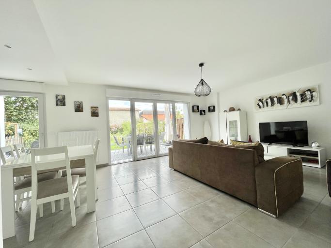 L'Hippocampe du Bassin - Logement *** en hyper centre de La Teste -97 m2 - 6 personnes - 3 chambres - 2 salles de bains.