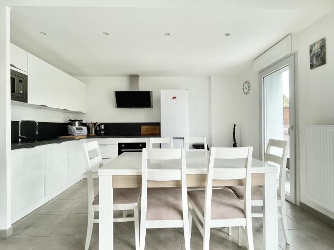 L'Hippocampe du Bassin - Logement *** en hyper centre de La Teste -97 m2 - 6 personnes - 3 chambres - 2 salles de bains.