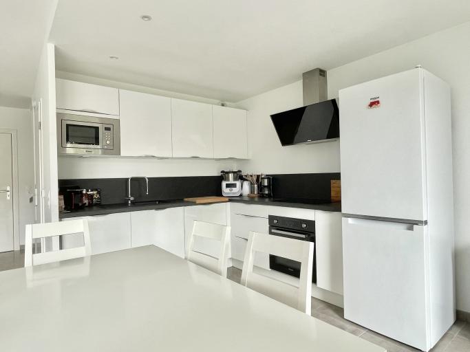 L'Hippocampe du Bassin - Logement *** en hyper centre de La Teste -97 m2 - 6 personnes - 3 chambres - 2 salles de bains.