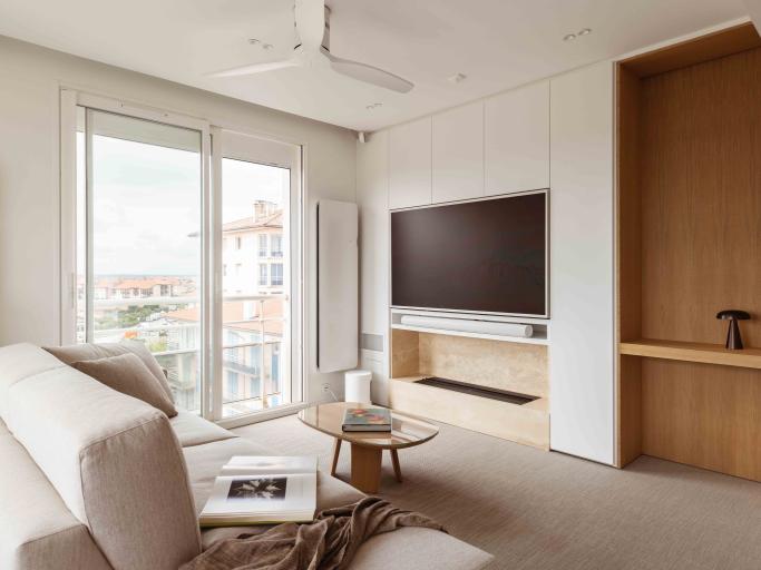 Vue de l'Océan à la forêt, la plage à vos pieds
