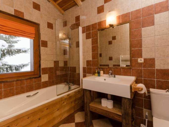 Chalet Chamois • La Plagne  • Paradiski Chalet Ski au pied à louer • 4 chambres - 10 personnes Altitude 1450m