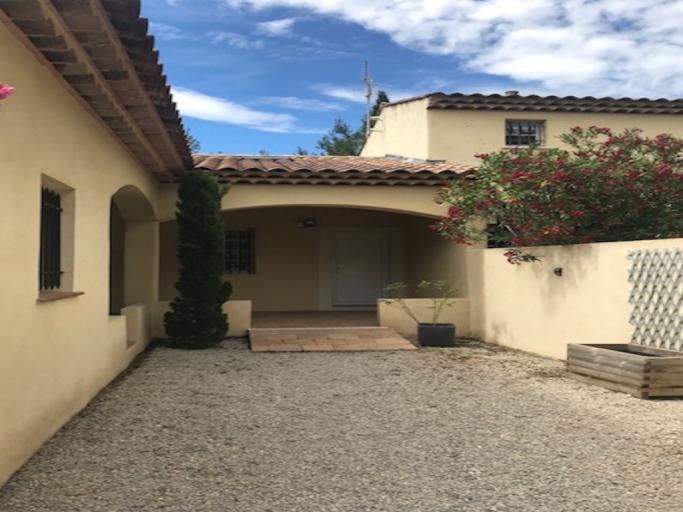 Duplex (2-4 p.) avec piscine au coeur des vignes