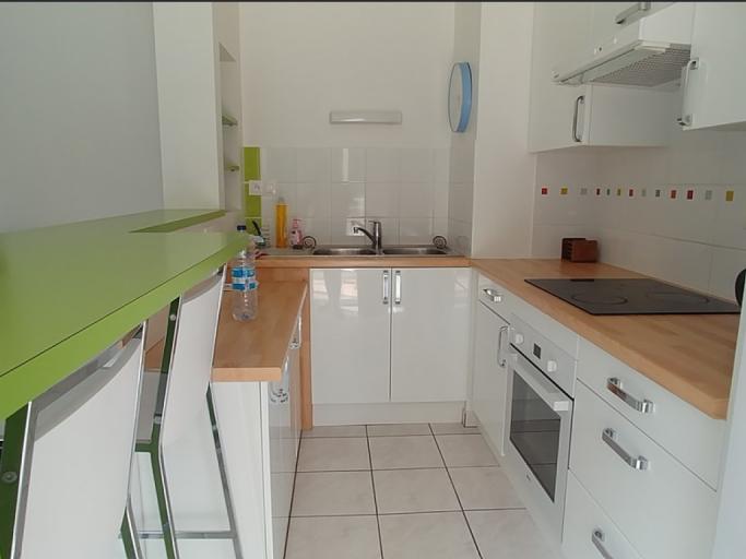 Appartement calme prés du port et des plages