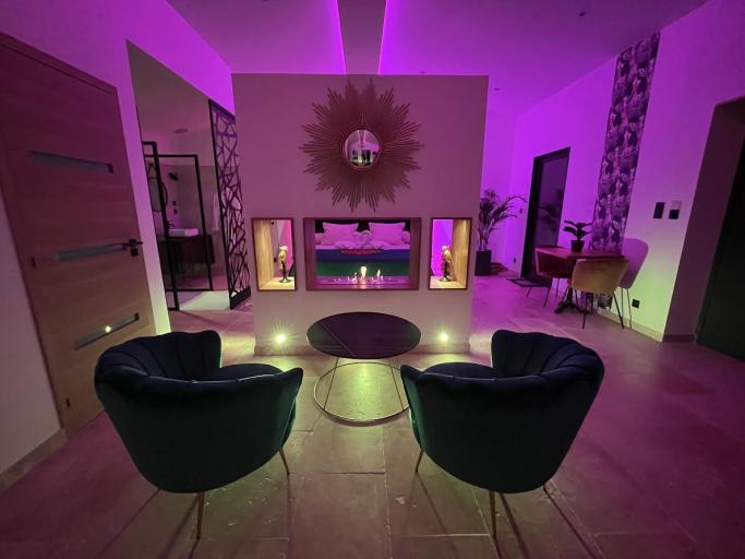 Suite privative de 65m2 avec piscine et spa