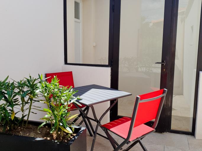 Le Nid'Isle - Stationnement privé - Wi-Fi performant - Climatisation