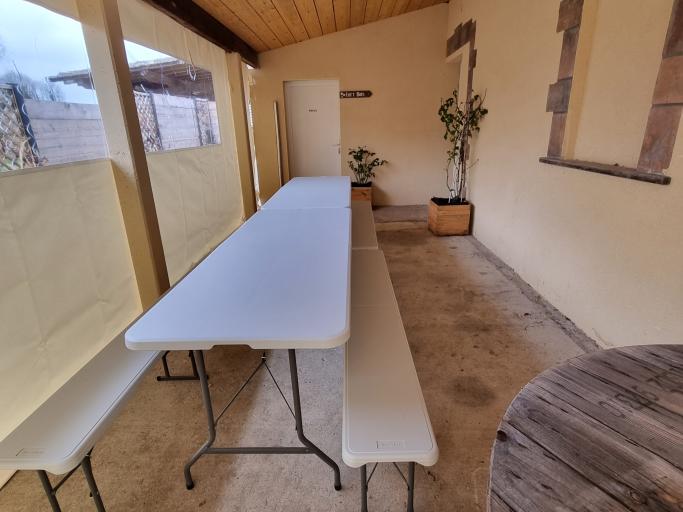 Maison de 4 chambres indépendantes et piscine intérieure chauffée