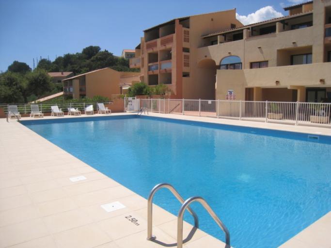 Côte d’Azur, La Croix Valmer (83) près de Saint Tropez. Appartement vue mer - 4 couchages - 1 chambre